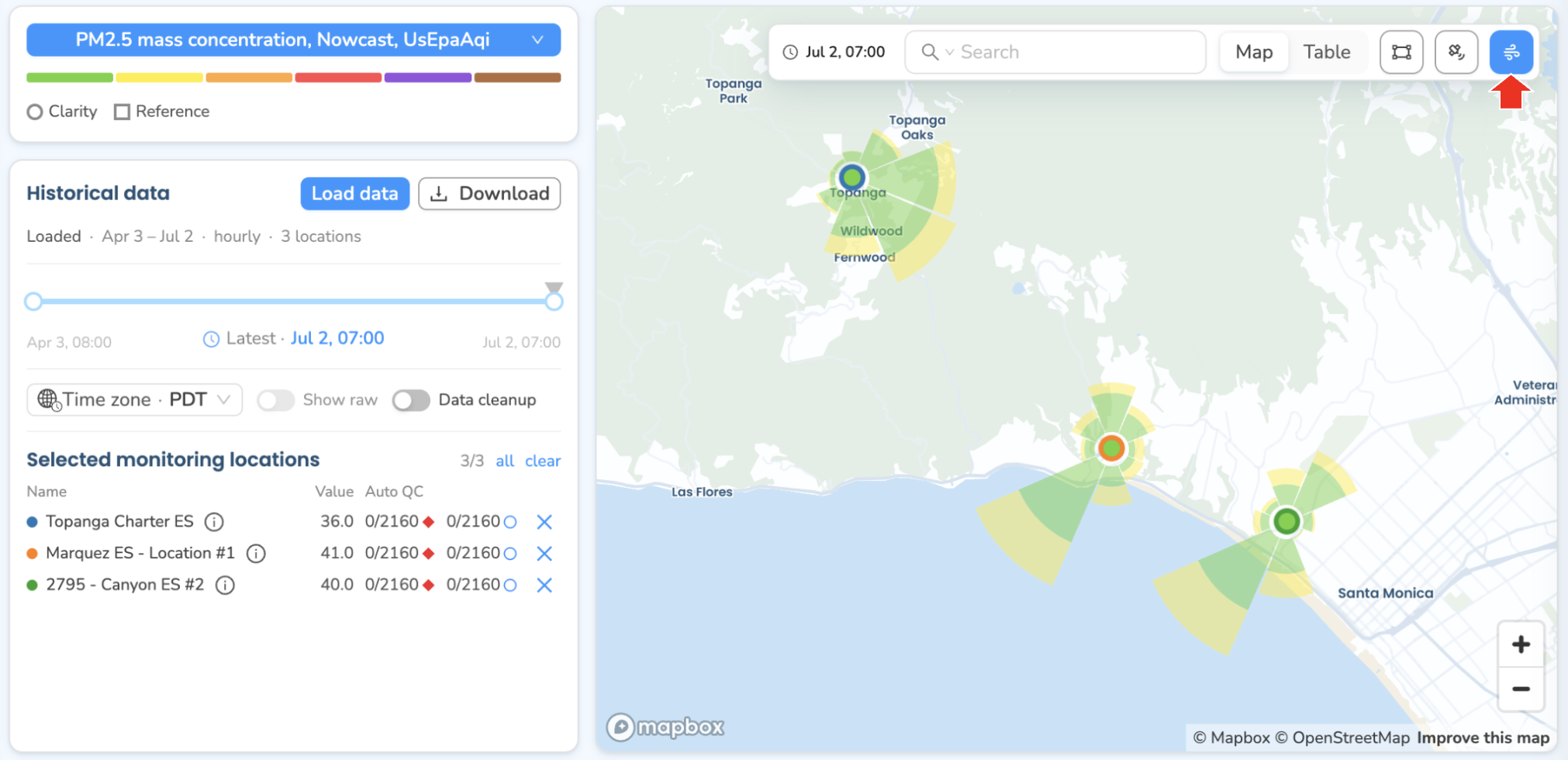 Historical Data map with per-marker rose overlays on the selected locations; the wind-rose overlay button is highlighted in the top-right map toolbar
