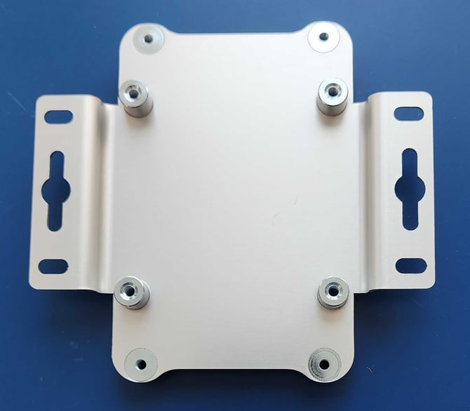Module mounting plate